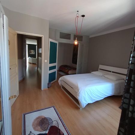 Tulle : Bel Appartement Lumineux En Centre Ville Zewnętrze zdjęcie